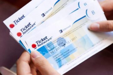 Tichetele de masă se pot ridica de la centrul de vaccinare unde a fost efectuată ultima doză de vaccinare Foto digi24.ro