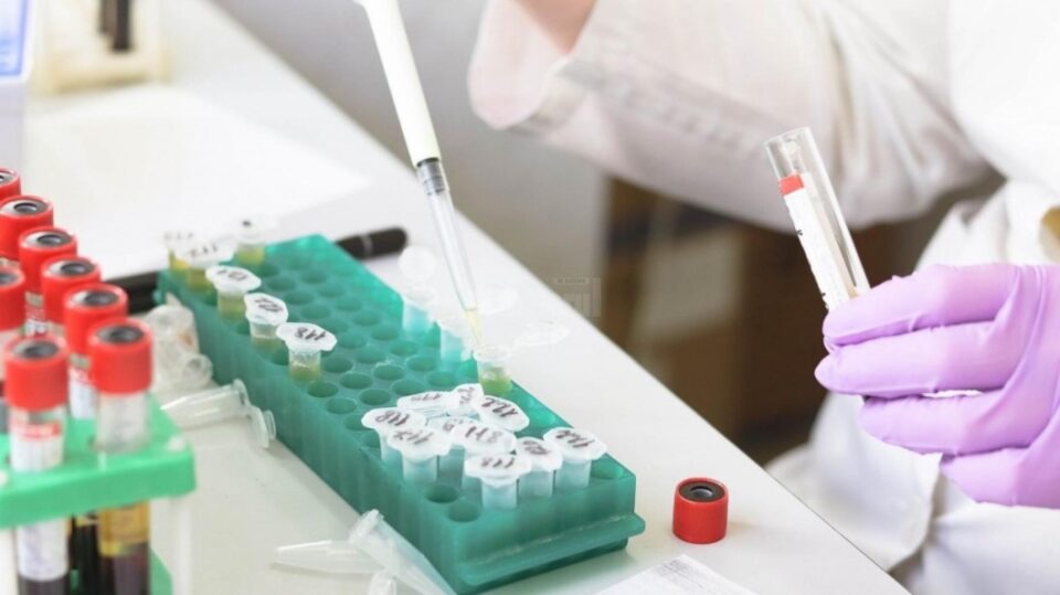 Scădere ușoară a cazurilor active de coronavirus din județul Suceava