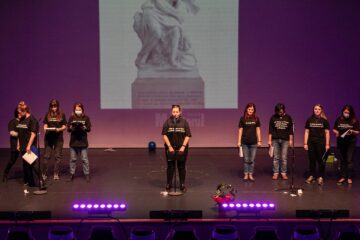 Un stagiu de formare în teatru francofon sub forma unei călătorii în lumea emoțiilor teatrale