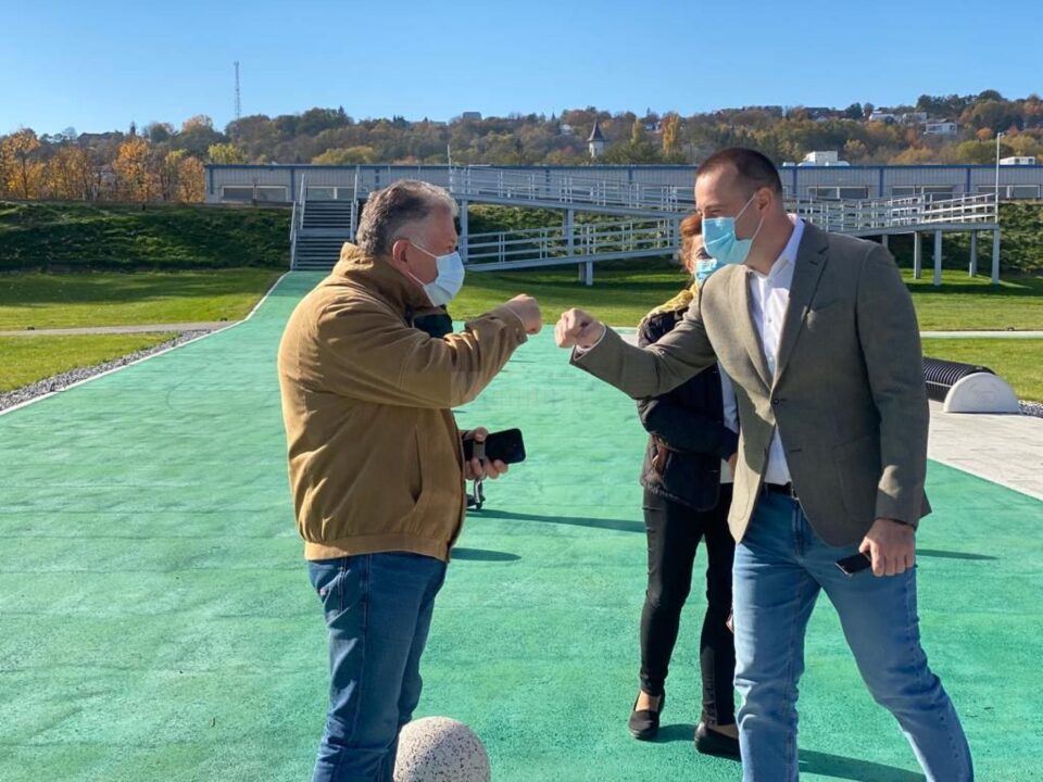 Lucian Harșovschi îi invită pe suceveni să descopere noua zonă de agrement, de 15 ha, cu terenuri de sport, piste de biciclete și zone de relaxare