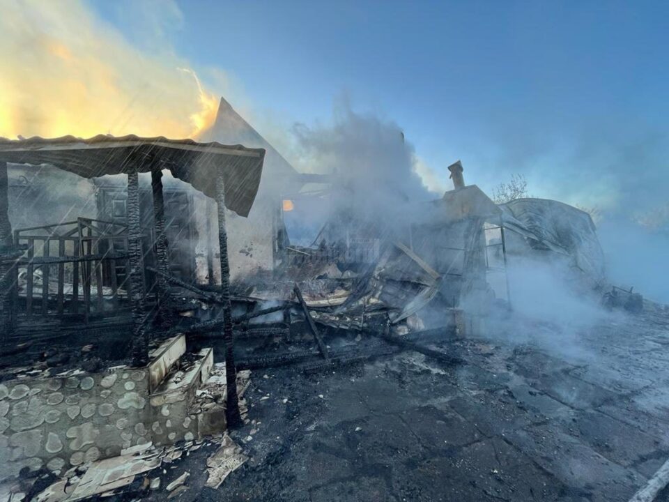 incendiu la ilisesti