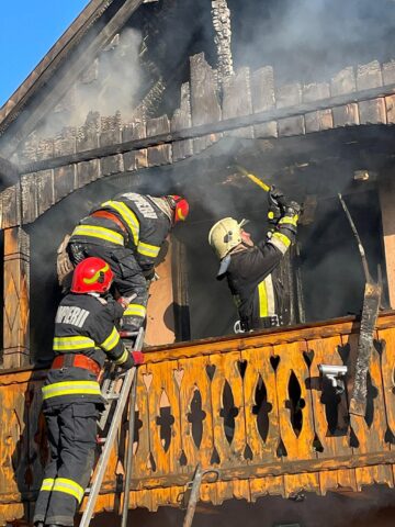 Un incendiu devastator a făcut prăpăd la Ilișești. Pagube de 160.000 de euro
