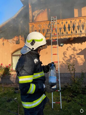 Un incendiu devastator a făcut prăpăd la Ilișești. Pagube de 160.000 de euro