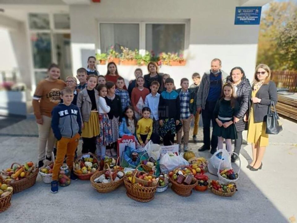 „Toamna rodnică”, proiect educațional la Cajvana
