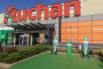 Accesul în Auchan Suceava nu este condiționat de prezentarea certificatului verde