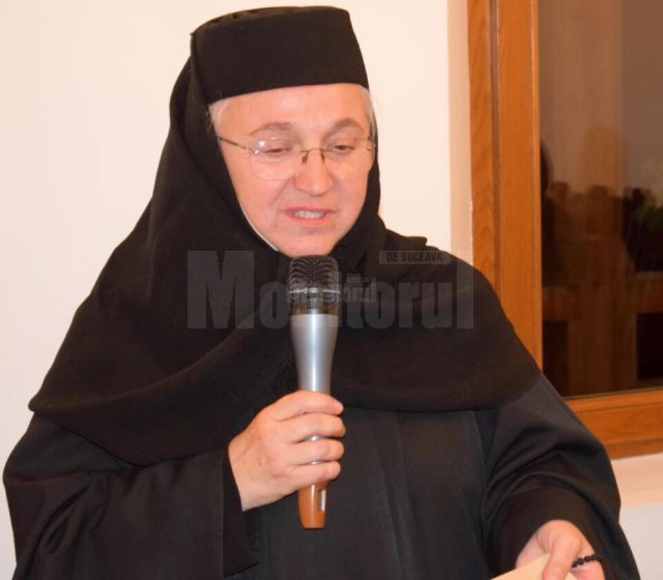 Monahia dr. Gabriela Platon, stareța Mănăstirii Voroneț .JPG