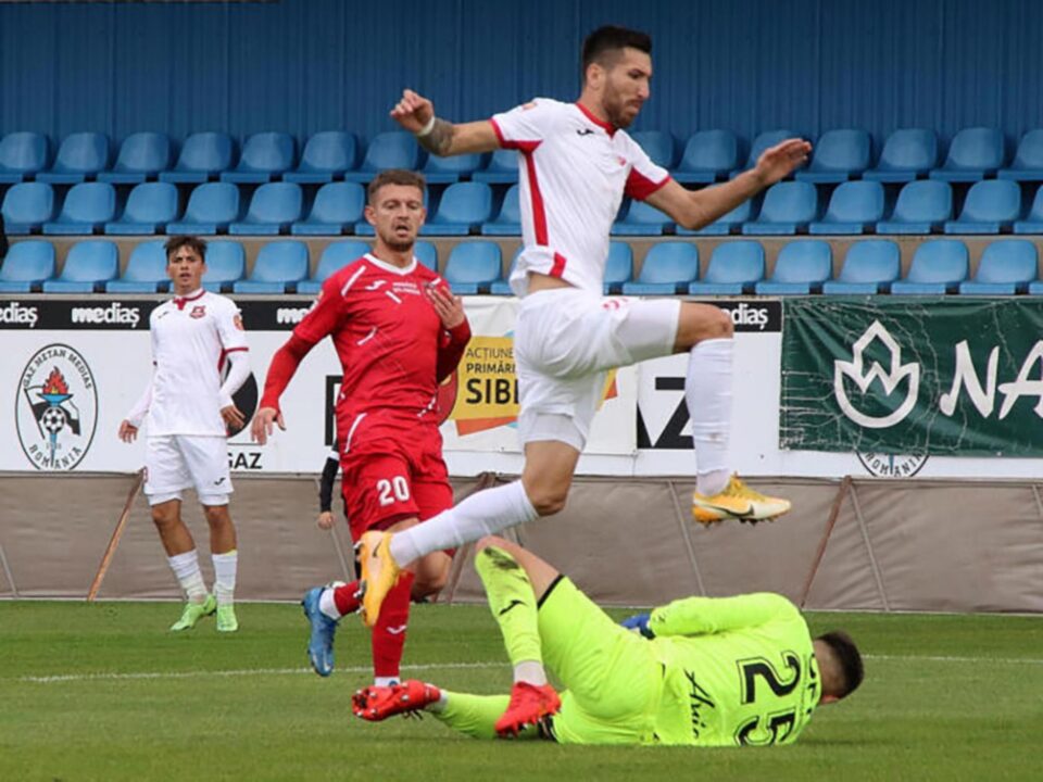 Vali Buhacianu este unul dintre golgeterii Ligii a II-a. Foto Valentin Macrea (Sport Pictures) Vali Buhacianu este unul dintre golgeterii Ligii a II-a. Foto Valentin Macrea (Sport Pictures)