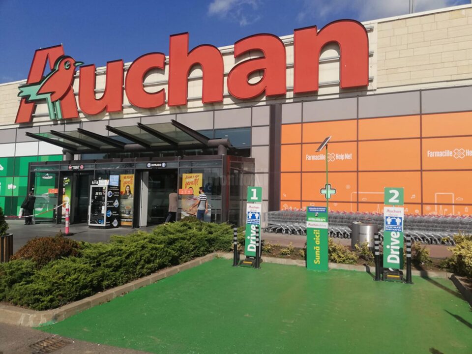 Accesul în Auchan Suceava nu este condiționat de prezentarea certificatului verde