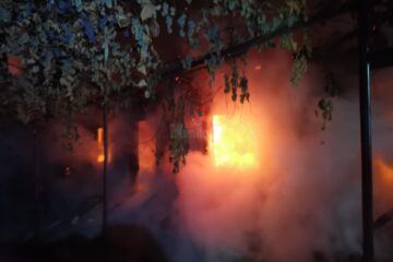 incendiu tolesti