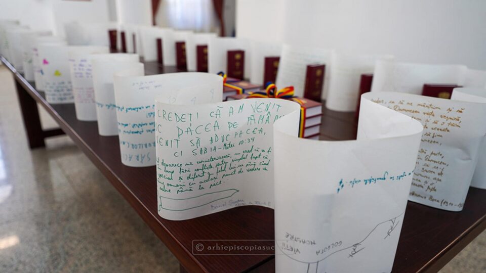 Continuă Programul național de exercițiu catehetic și scriere reflexivă Biblia Călătoare și Sfințitoare Continuă Programul național de exercițiu catehetic și scriere reflexivă Biblia Călătoare și Sfințitoare
