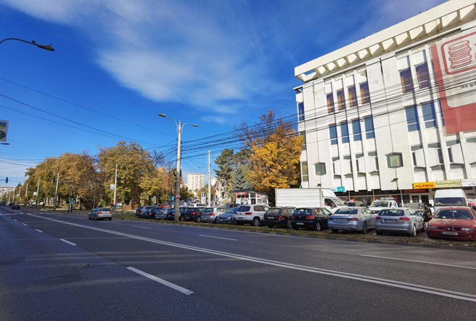 Iluminatul public de pe 16 străzi din Suceava, modernizat cu lămpi LED, într-un proiect de 5 milioane de lei Iluminatul public de pe 16 străzi din Suceava, modernizat cu lămpi LED, într-un proiect de 5 milioane de lei