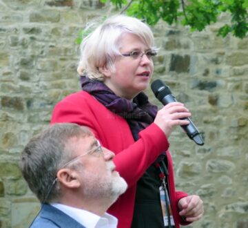 Carmen Veronica Steiciuc alaturi de dramaturgul Matei Vișniec