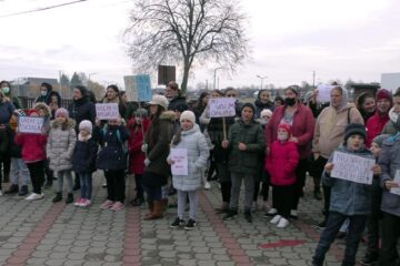 Protestul elevilor de la Școala ,,Dr. Simion și Metzia Hîj” Volovăț