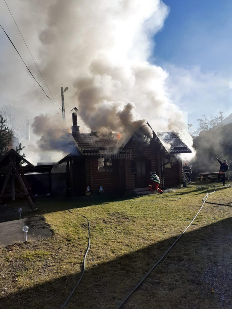 Incendiu la o anexă a Centrului de Recuperare Pojorâta