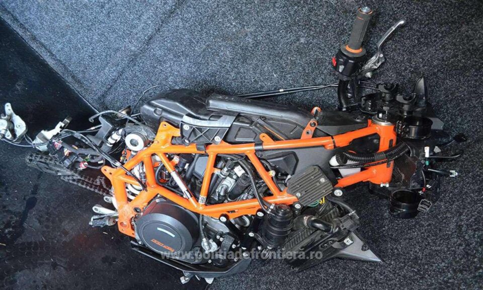 Motociclete furate din Italia, găsite la Siret