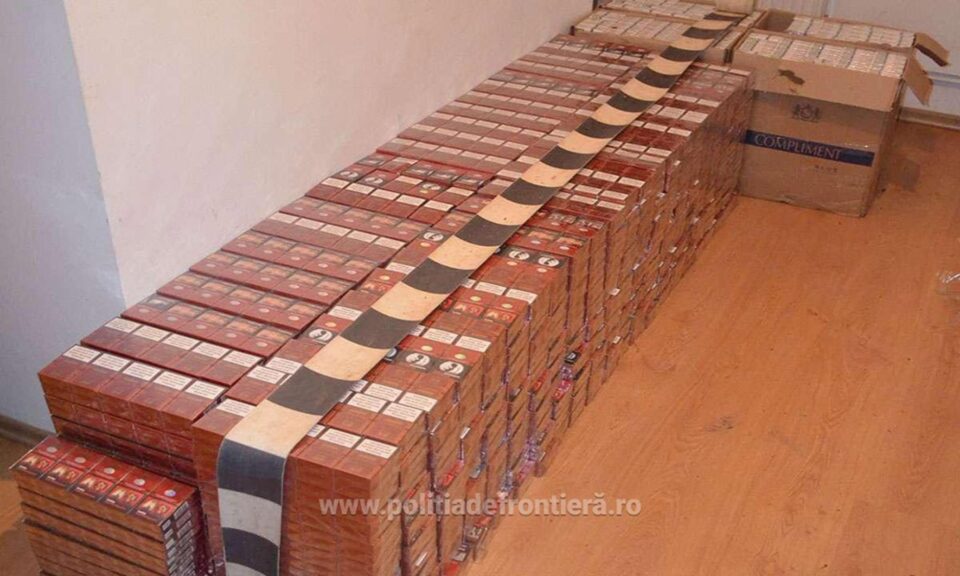 Țigări de contrabandă aduse din Ucraina cu drona
