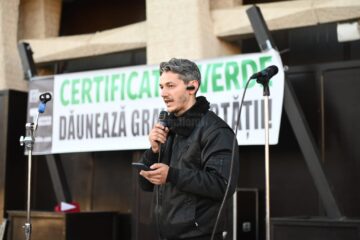 Marius Cârneală, de la Grupul Civic Suceava Educată, organizator al protestului de duminică