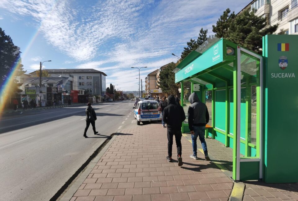 Doi călători s-au luat la bătaie într-un autobuz TPL în stația de la Orizont 2