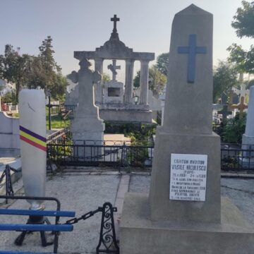 Mormântul eroului de la Rădăuți