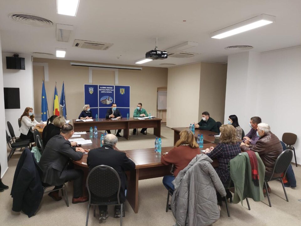 Prefectul Alexandru Moldovan a anuntat că în total au fost înființate un număr total de 104.560 de cărți funciare din 66 de localități Prefectul Alexandru Moldovan a anuntat că în total au fost înființate un număr total de 104.560 de cărți funciare din 66 de localități