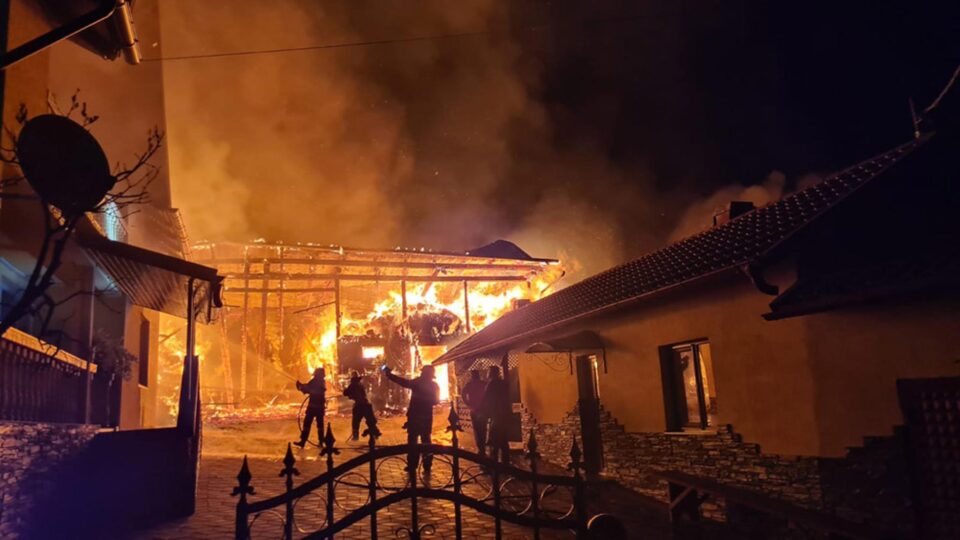Gaterul care a fost mistuit de flăcări funcționa fără autorizație de securitate la incendiu emisă de ISU Gaterul care a fost mistuit de flăcări funcționa fără autorizație de securitate la incendiu emisă de ISU