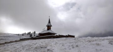 Cum a ajuns Mălini stațiune turistică, cu sute de locuri de cazare, pârtie și tiroliană
