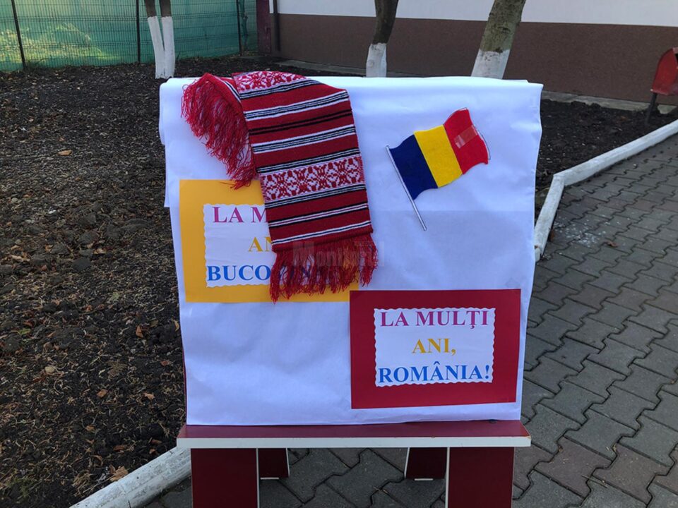 Preșcolarii de la „Micul Prinț” au sărbătorit Bucovina și România