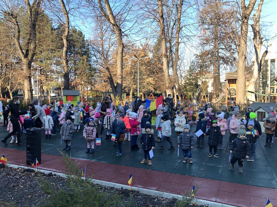 Preșcolarii de la „Micul Prinț” au sărbătorit Bucovina și România