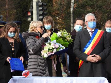 Șase titluri de „Cetățean de Onoare al Sucevei”, înmânate cu ocazia Zilei Bucovinei