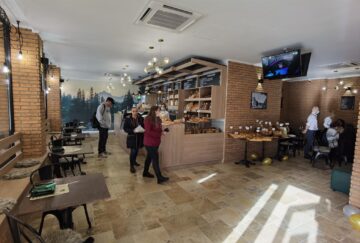 Noul tip de magazin de tip integrat inaugurat de Mopan, luni, în centrul stațiunii turistice Gura Humorului 4