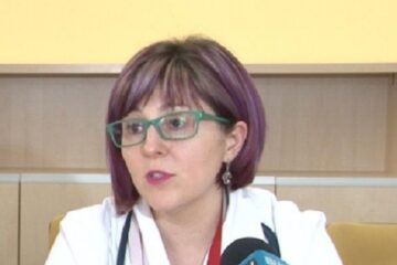 Medicii suceveni Monica Terteliu și Alina Nistor au fost decorați de președintele României