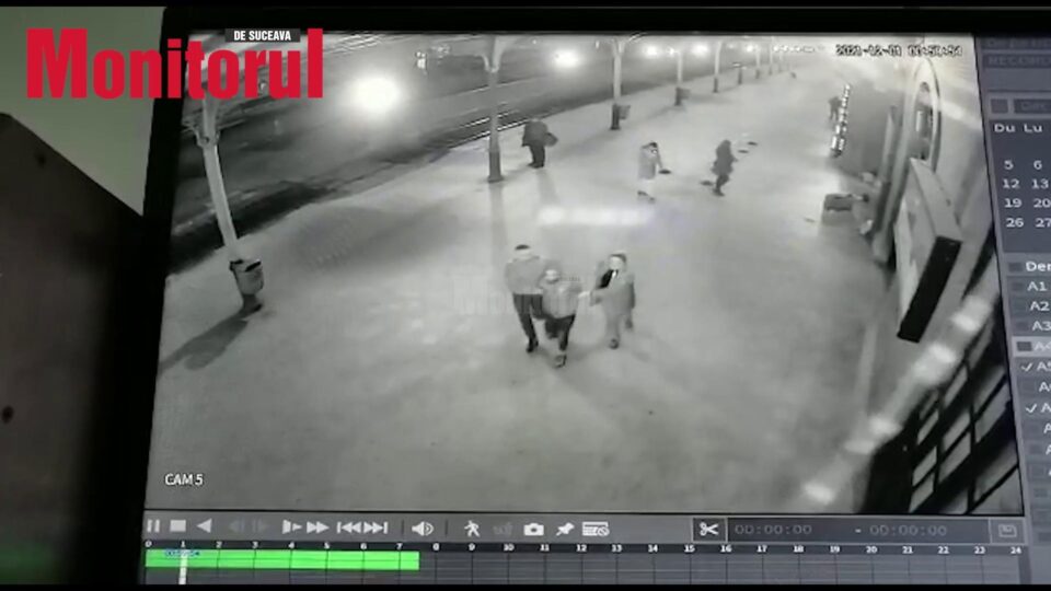 Agresorul imobilizat de polițiști