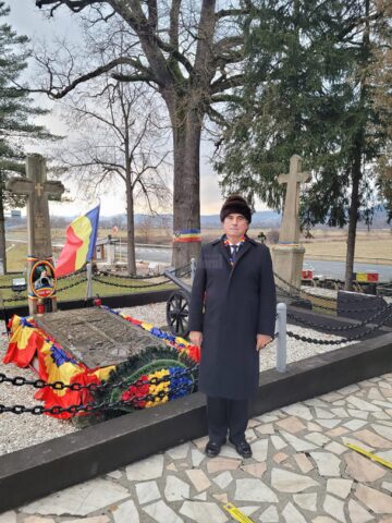 La mormântul lui Avram Iancu