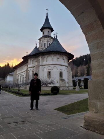 Pelerinajul a început la Suceava și la Putna