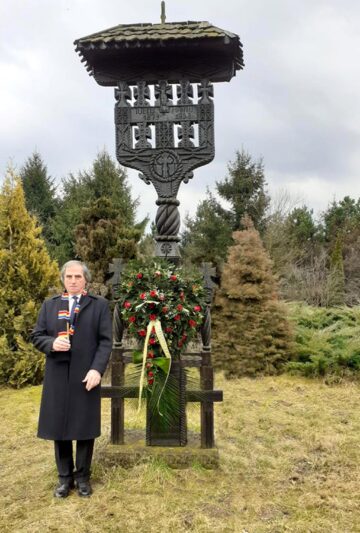La Cimitirul săracilor, unde sunt îngropați deținuții politici de la Sighet