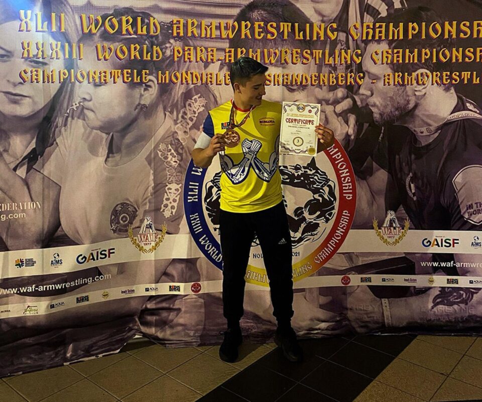 Theodor Andronachi a obținut o medalie de bronz la Campionatul Mondial de Skandenberg Theodor Andronachi a obținut o medalie de bronz la Campionatul Mondial de Skandenberg
