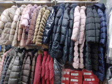 10 la sută reducere la toate articolele din noua colecție în magazinele „La Strada”