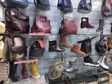 10 la sută reducere la toate articolele din noua colecție în magazinele „La Strada”