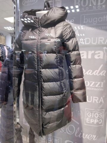10 la sută reducere la toate articolele din noua colecție în magazinele „La Strada”