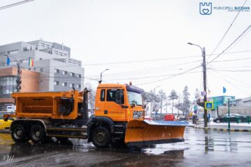 22 de utilaje au acționat pe străzile Sucevei în prima zi de cod galben de ninsoare