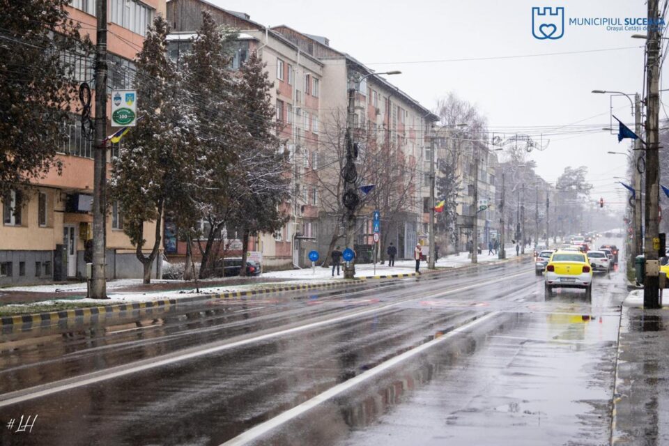 22 de utilaje au acționat pe străzile Sucevei în prima zi de cod galben de ninsoare