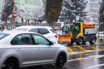 22 de utilaje au acționat pe străzile Sucevei în prima zi de cod galben de ninsoare