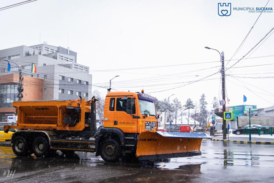 22 de utilaje de deszăpezire au acționat pe străzile Sucevei în prima zi de cod galben de ninsoare 22 de utilaje de deszăpezire au acționat pe străzile Sucevei în prima zi de cod galben de ninsoare