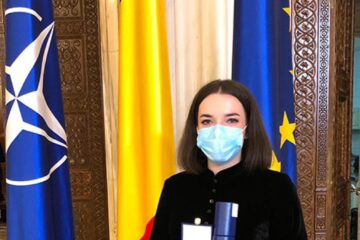 Suceveanca Diana Cărceanu, decorată marți de președintele României, Klaus Iohannis