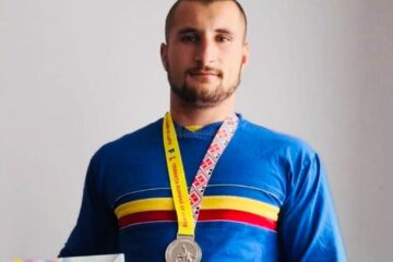 Luptătorul siretean Ionuț Buhăianu a prins pentru al treilea an consecutiv podiumul Naționalelor de seniori