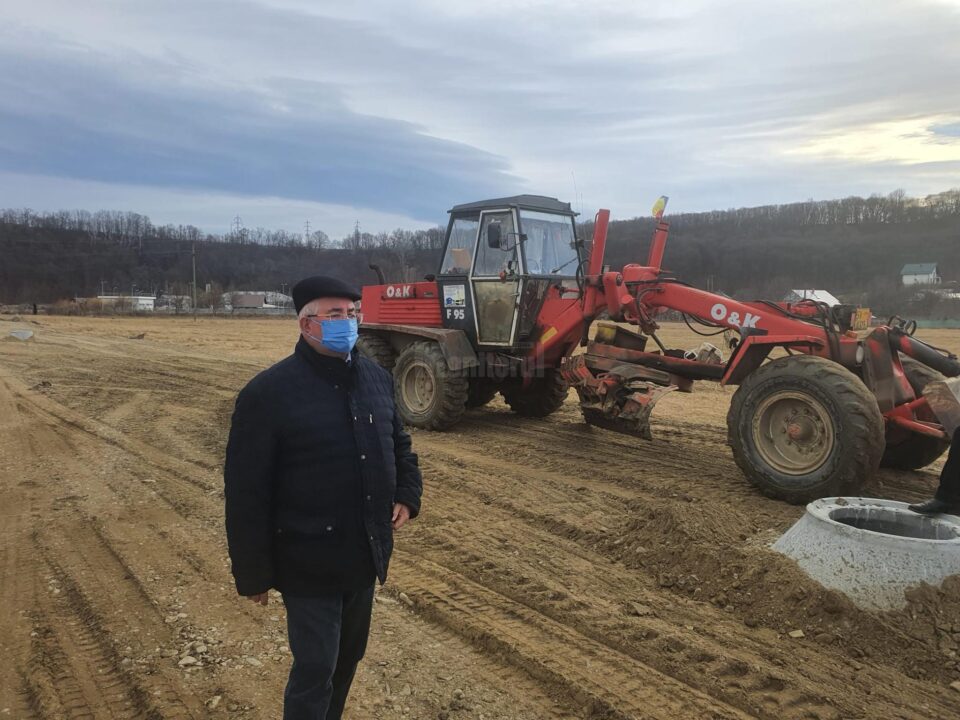 Ion Lungu a verificat în teren lucrările de realizare a tronsonului II al rutei alternative Suceava - Botoșani