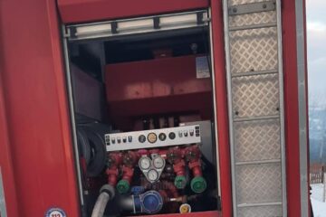 Incendiu la o casă din comuna Râșca, provocat de un scurtcircuit