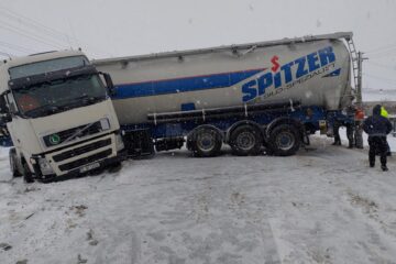 Accidentul s-a petrecut în jurul orei 10.30, între Oniceni și Drăgușeni