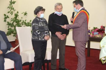 Primăria Pătrăuți a organizat, în premieră, aniversarea cuplurilor de aur din comună