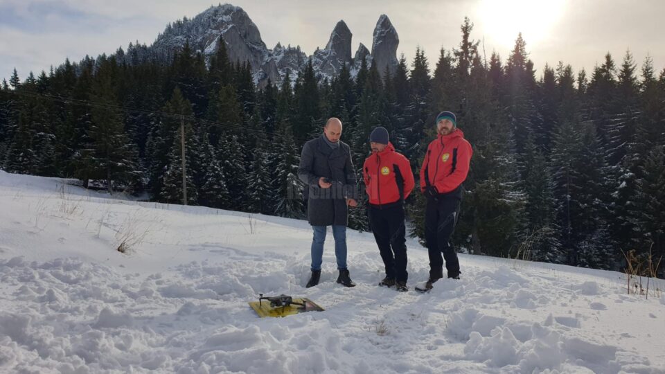 Prezentarea dronei cu cameră cu termoviziune